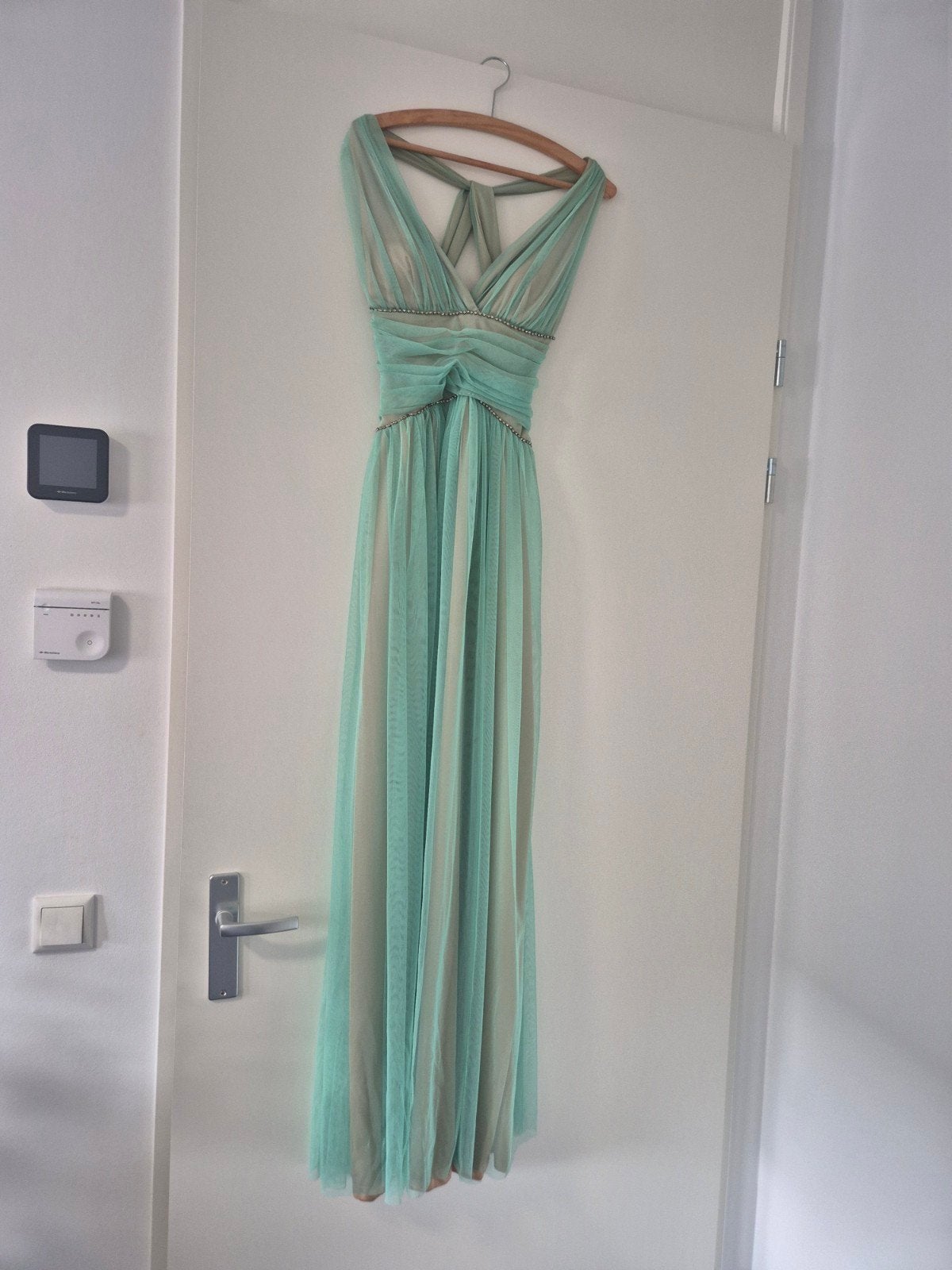gala jurk mint groen / goud, Ophalen of Verzenden, Zo goed als nieuw, Groen, Galajurk