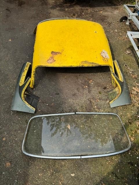 dak Karmann Ghia met voorruit en achterruit, Ophalen, Gebruikt, Volkswagen