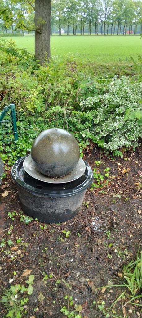 Waterornament bol met bak, Tuin en Terras, Ophalen, Gebruikt, Overige materialen, Waterornament