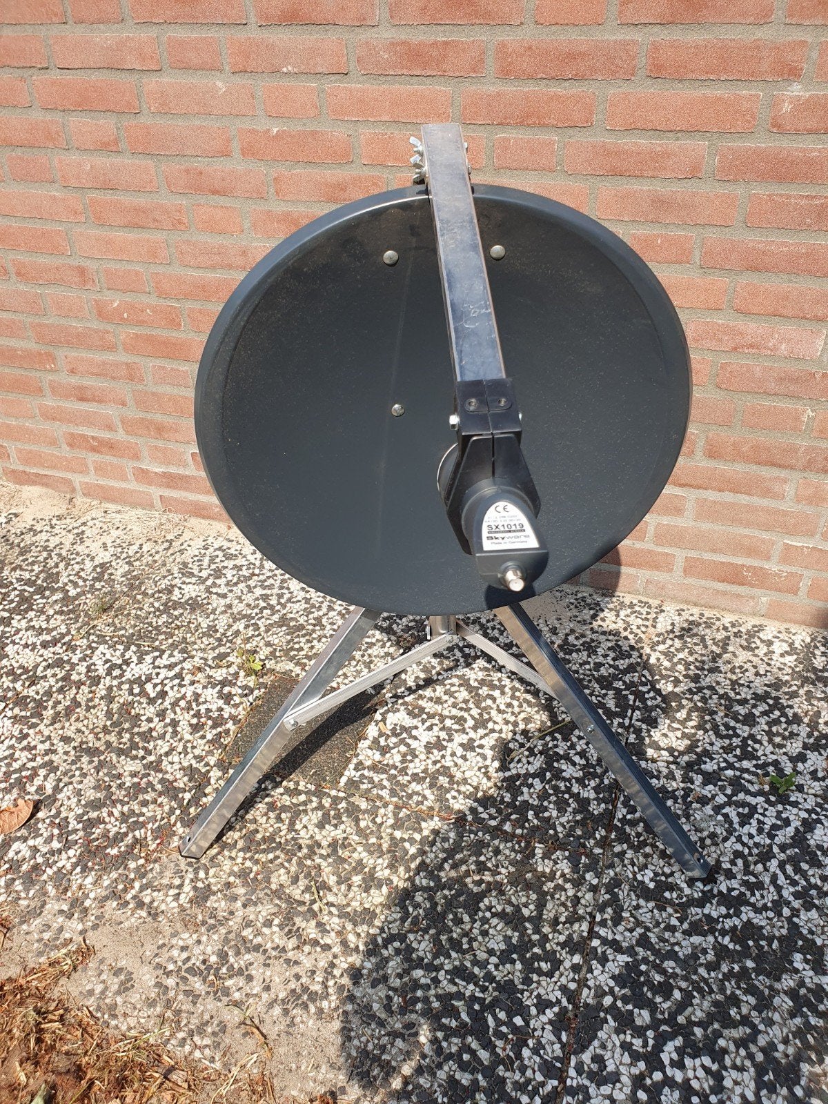 Complete schotelantenne set met ontvanger en finder, Ophalen, Gebruikt, (Schotel)antenne, Overige merken