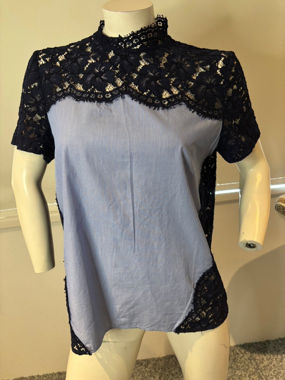 Sandro top met kant maat 3. M, Maat 38/40 (M), Blauw, ., Ophalen of Verzenden