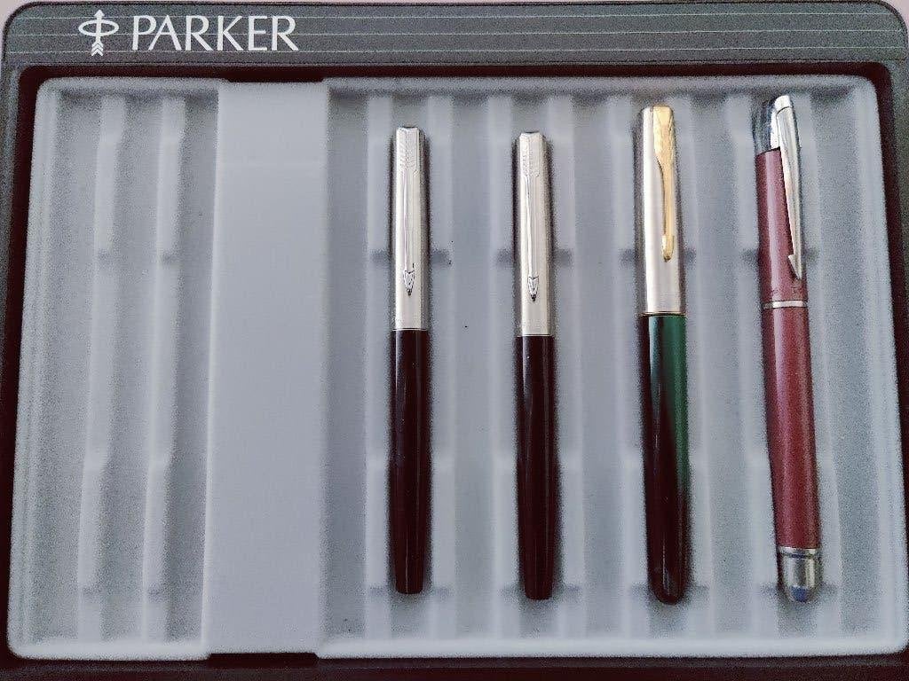 Parker vulpen  4 stuks verschillende zie foto's, Ophalen of Verzenden, Zo goed als nieuw, Vulpen, Parker