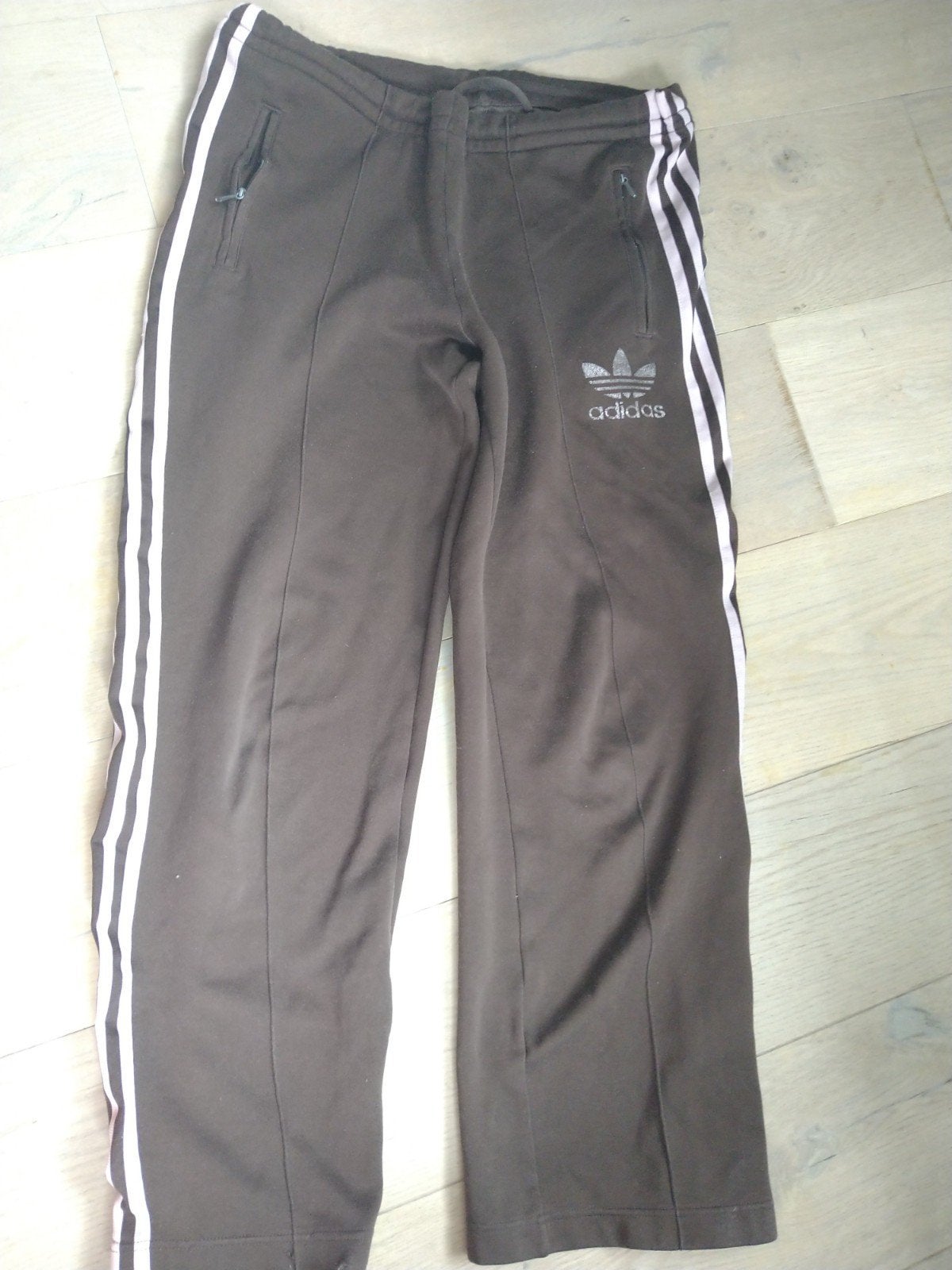 Adidas Firebird bruin met lichte strepen, Bruin, Adidas, Ophalen of Verzenden, Maat 36 (S)