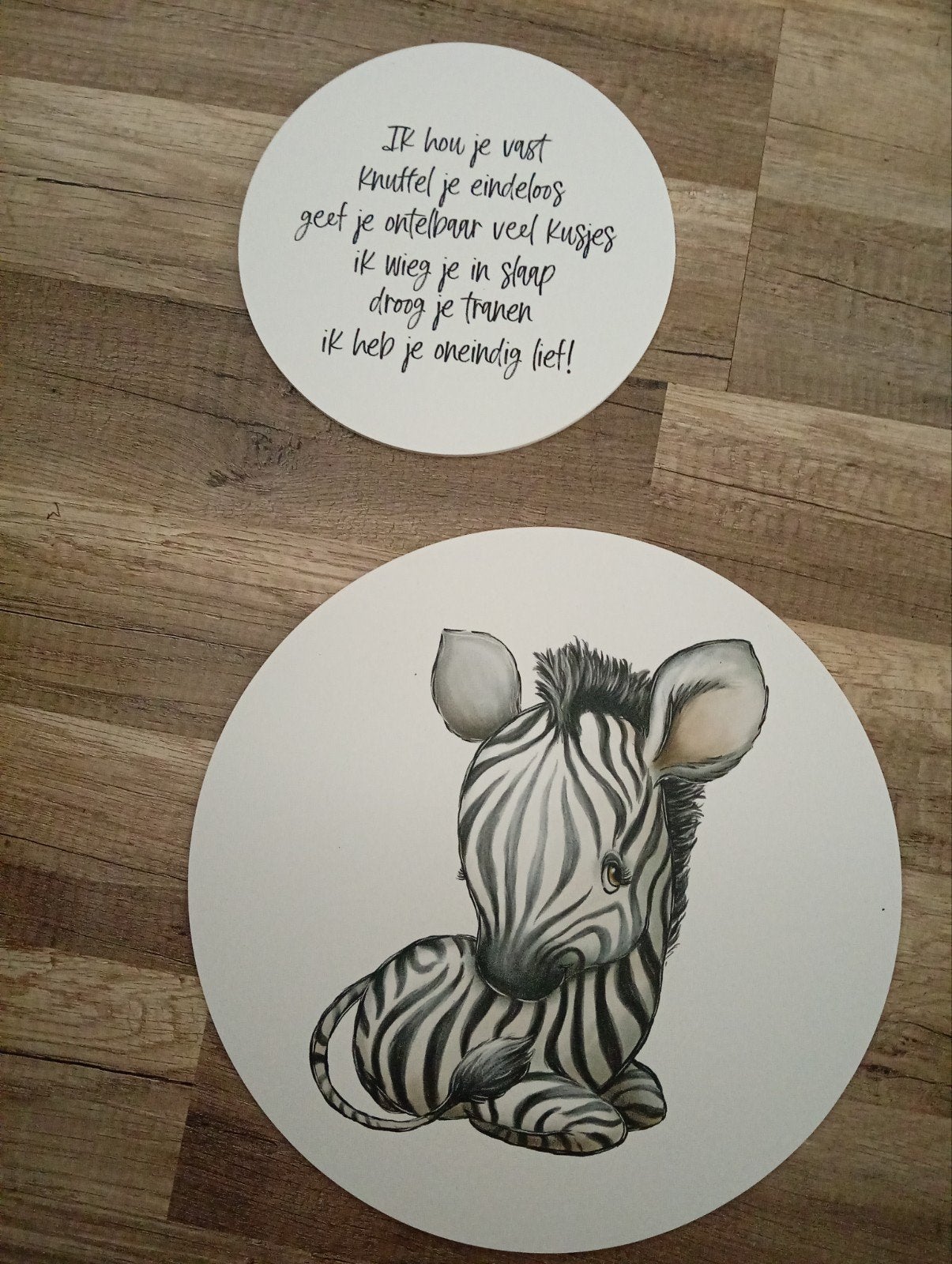 Set van 2 Muurcirkels: Zebra en Lieve Tekst, Huis en Inrichting, Woonaccessoires | Wanddecoraties, Meerkleurig, Ophalen of Verzenden