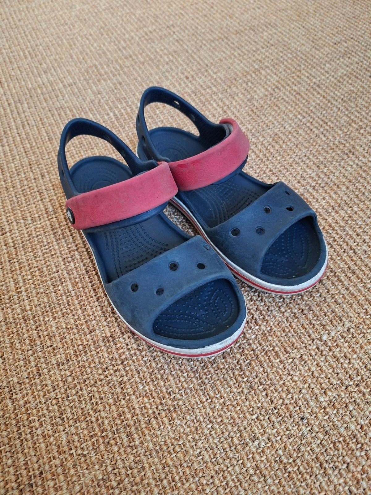 Comfortabele Crocs sandalen voor kinderen - Maat C13, Gebruikt, Crocs, Jongen of Meisje, Schoenen