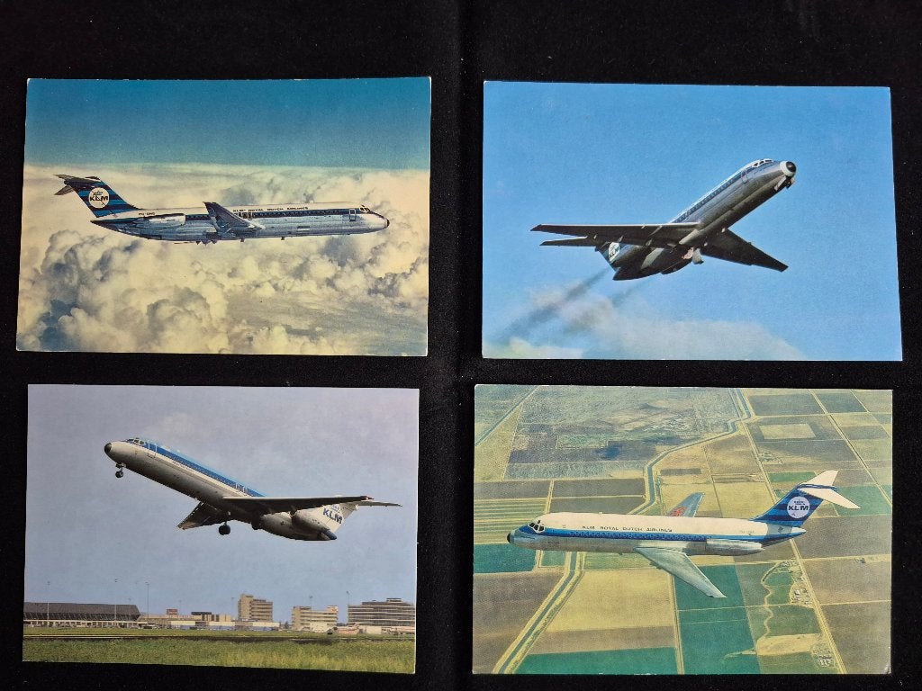 4 ansichtkaarten met de KLM DC-9 (A273), Verzamelen, Ophalen of Verzenden, Gebruikt, Kaart, Foto of Prent