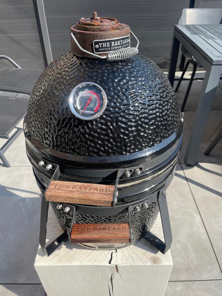 Black Bastard/Basterd small/compact + toebehoren, Tuin en Terras, Houtskoolbarbecues, Ophalen, Gebruikt, Met accessoires