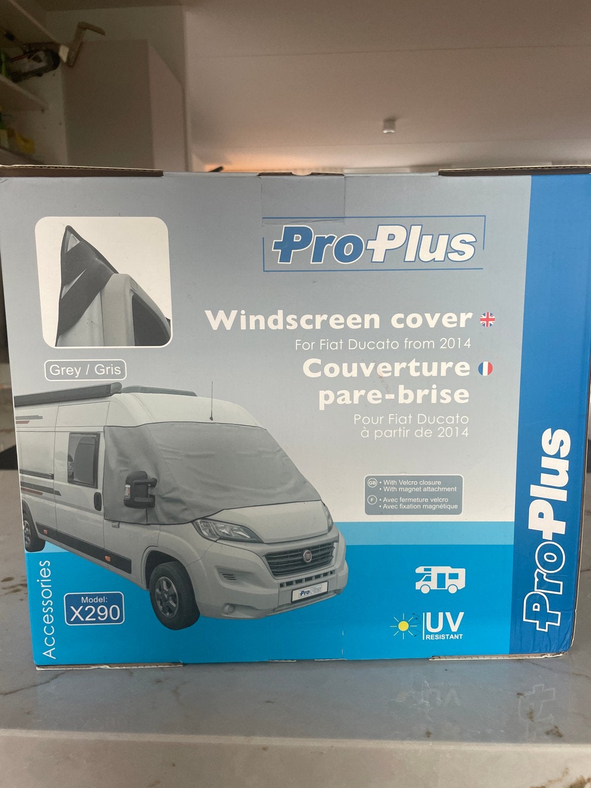 Pro-Plus Camper Voorruit Isolatiehoes - UV-bescherming, Ophalen, Zo goed als nieuw