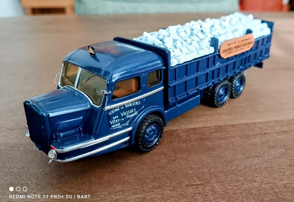 WILLEME K115 UIT 1949 HANDGEBOUWD RESIN MODEL MINITRUCK, Ophalen of Verzenden, Zo goed als nieuw, Bus of Vrachtwagen