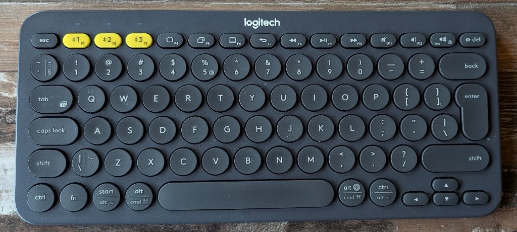 Logitech toetsenbord K380 Bluetooth (NL) ZGAN, Computers en Software, Draadloze ontvanger, Ophalen of Verzenden, Zo goed als nieuw