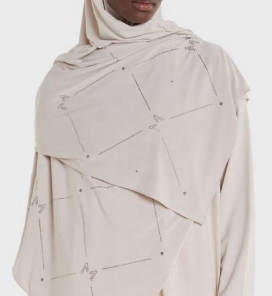 Merrachi hoofddoek | Hijab | Hoofddoek | Sjaal | Soft taupe, Kleding | Dames, Mutsen, Sjaals en Handschoenen, Ophalen, Nieuw, Maat 46/48 (XL) of groter