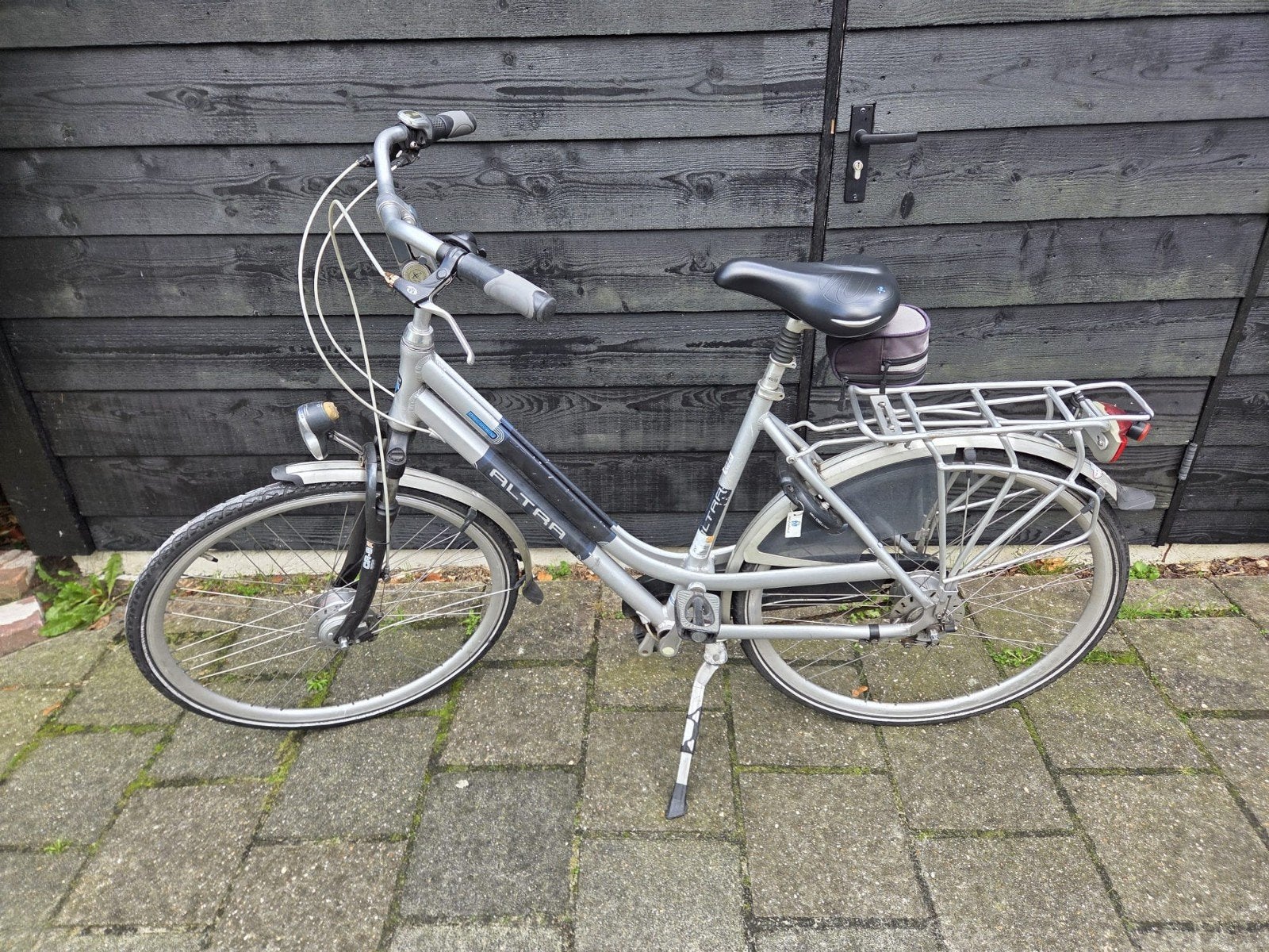 Damesfiets Altra, Gebruikt, Versnellingen, Trommelrem, Ophalen