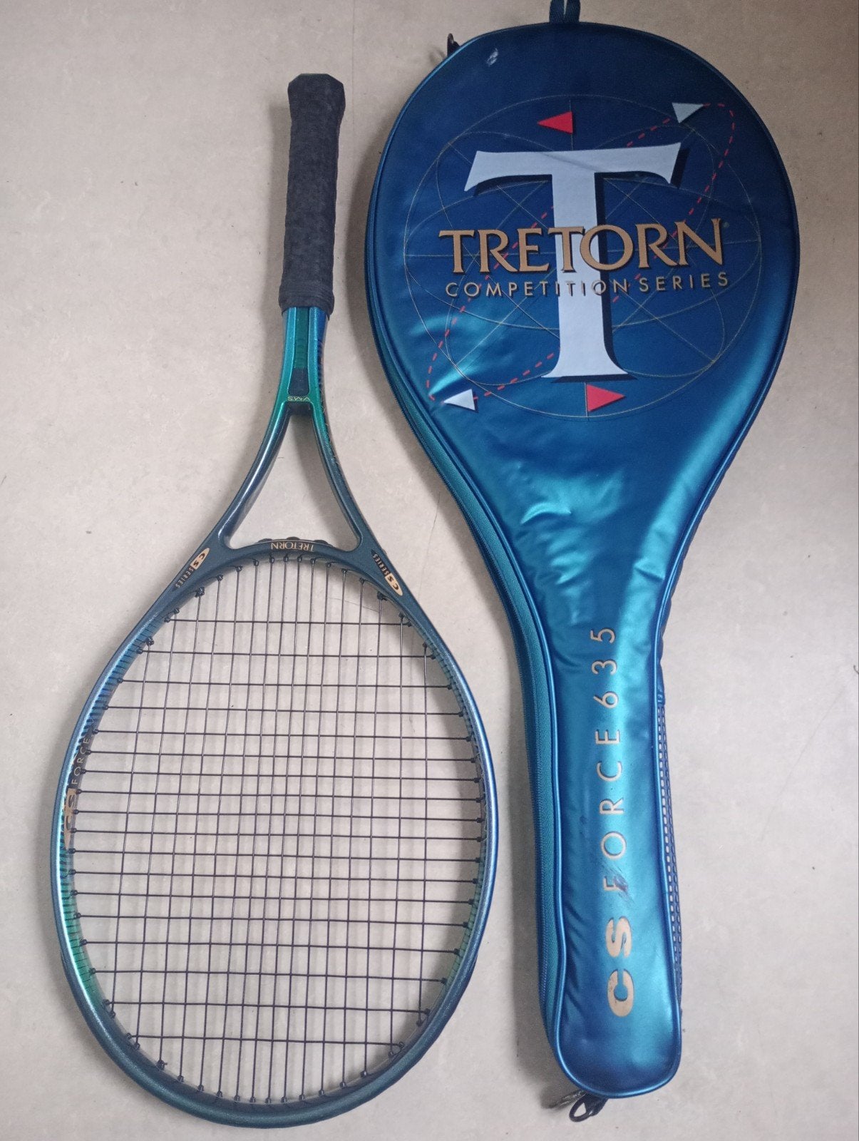 Tretorn CS Force 635 Tennisracket met VMS systeem, Ophalen of Verzenden, Zo goed als nieuw, L1