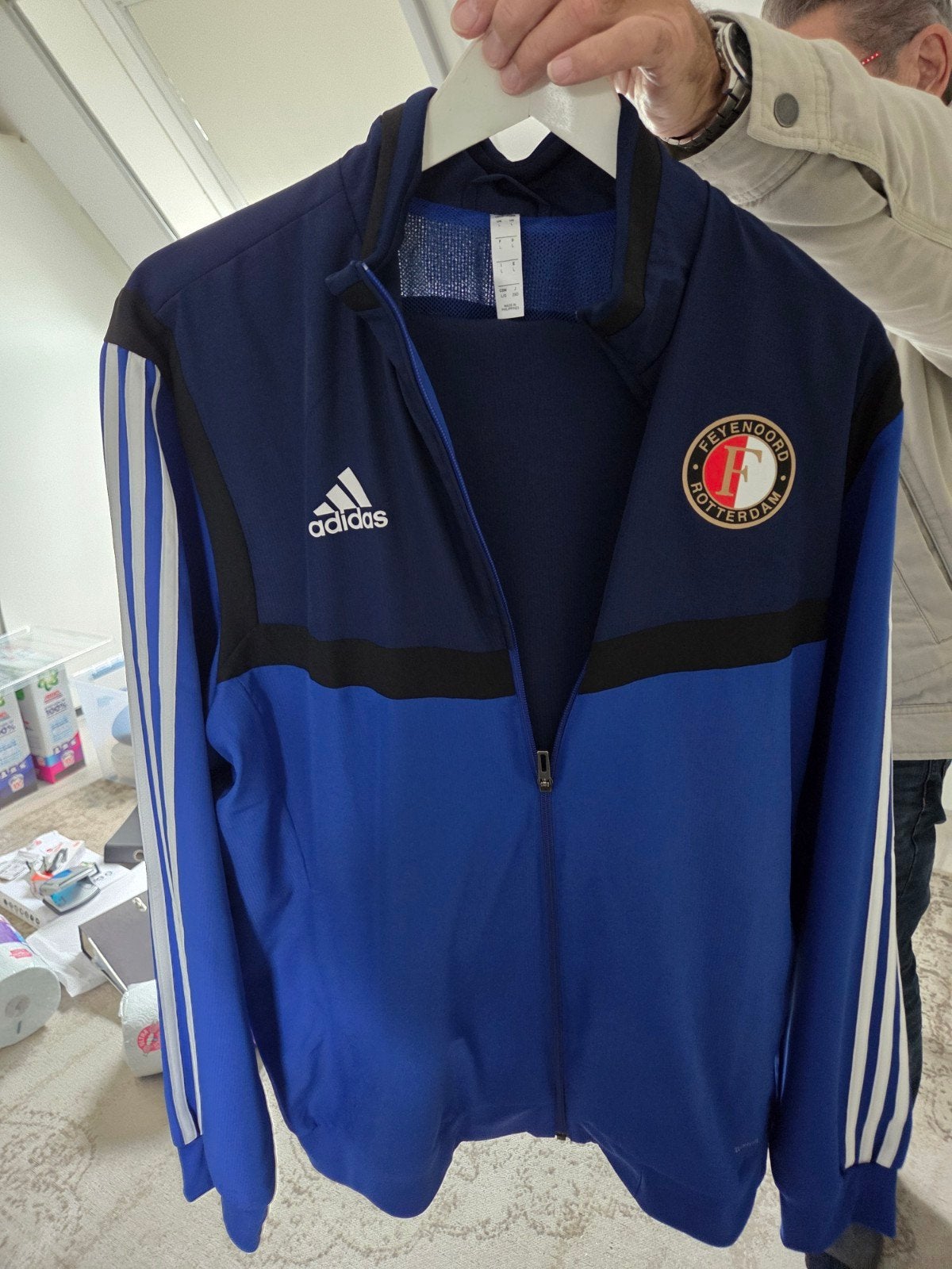Mooi Feyenoord trainingspak - Adidas, Maat 52/54 (L), Blauw, Ophalen of Verzenden, Zo goed als nieuw