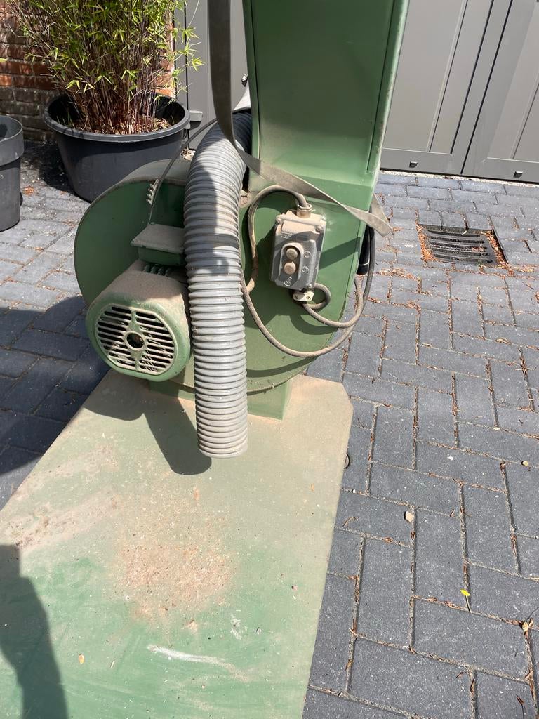 Stofafzuiger / Afzuiginstallatie voor zaagmachine, Doe-het-zelf en Verbouw, Ophalen, Gebruikt