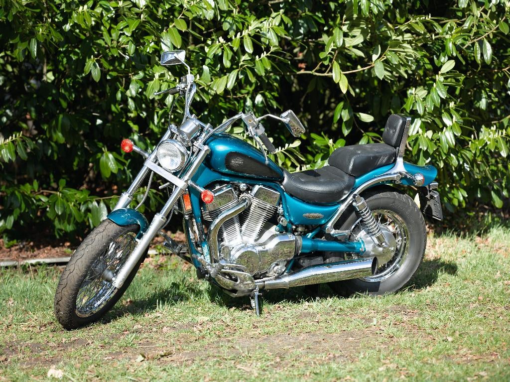 Suzuki Intruder 1400, Motoren, Motoren | Suzuki, Cardan-aandrijving, 2 cilinders, 1400 cc, Particulier
