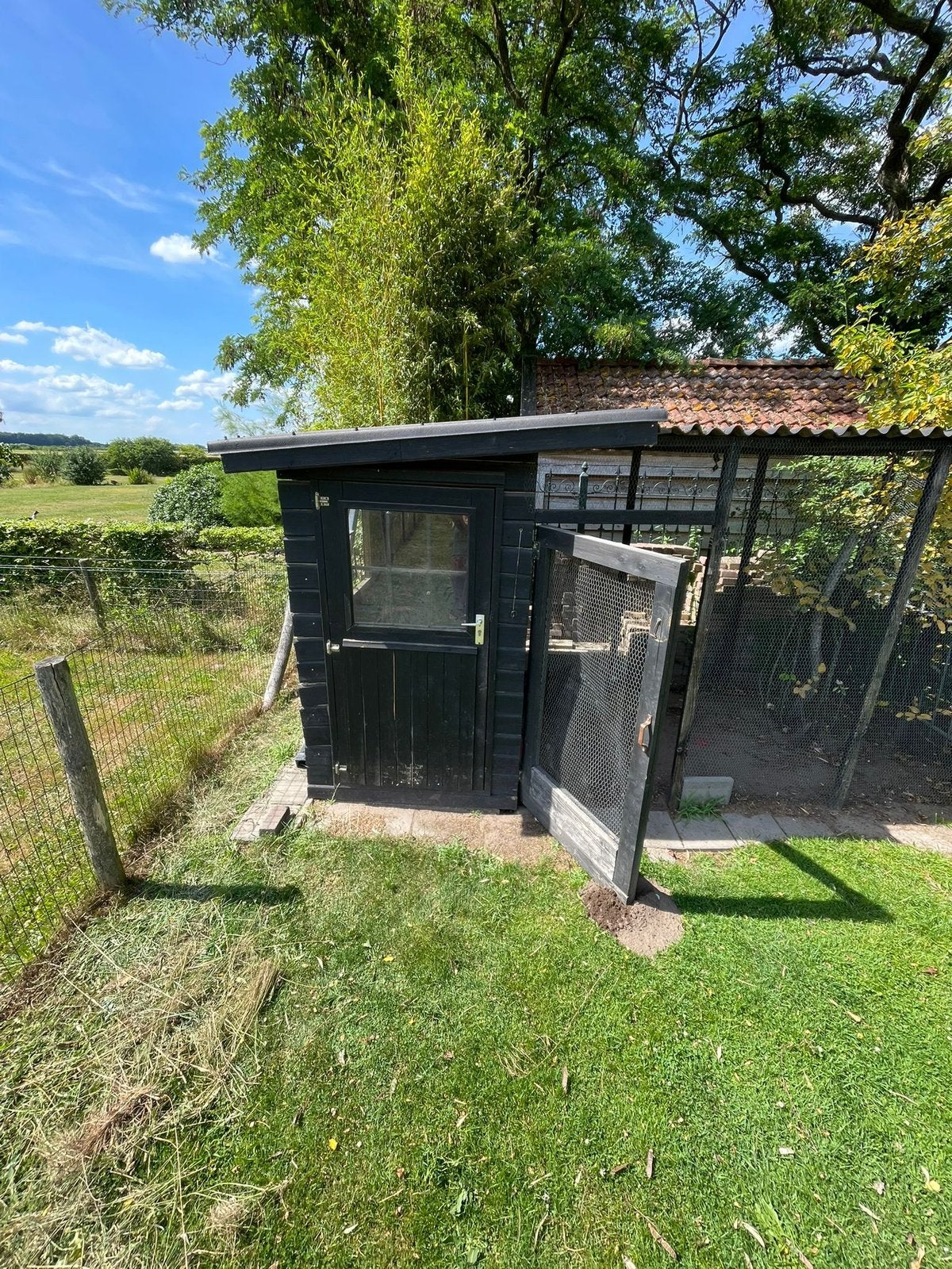 Zelf afbreken, leuk kippenhok/ dierenhok. Nachthok en ren, Ophalen, Gebruikt, Kippenhok of Kippenren