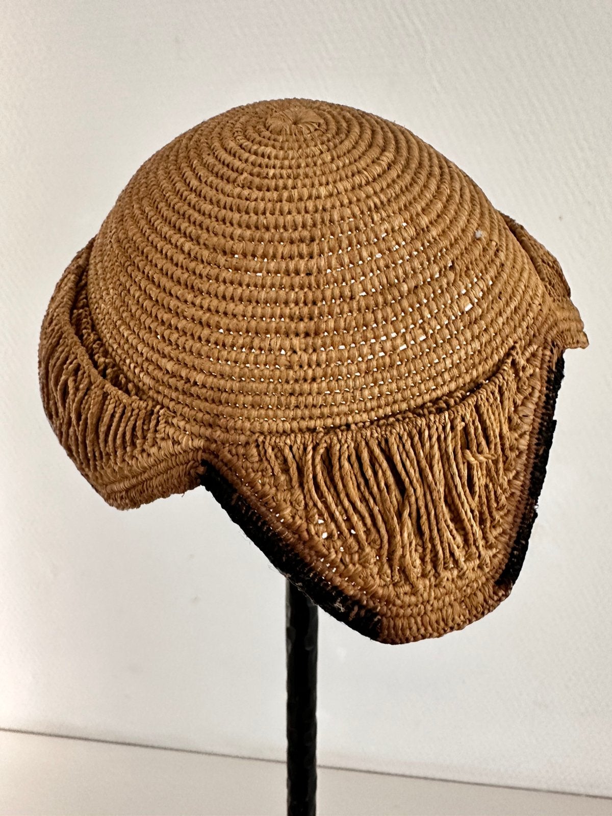 Kuba Lihaash Ingyeeng hoedje Privécollectie Antropoloog 1920, Ophalen of Verzenden