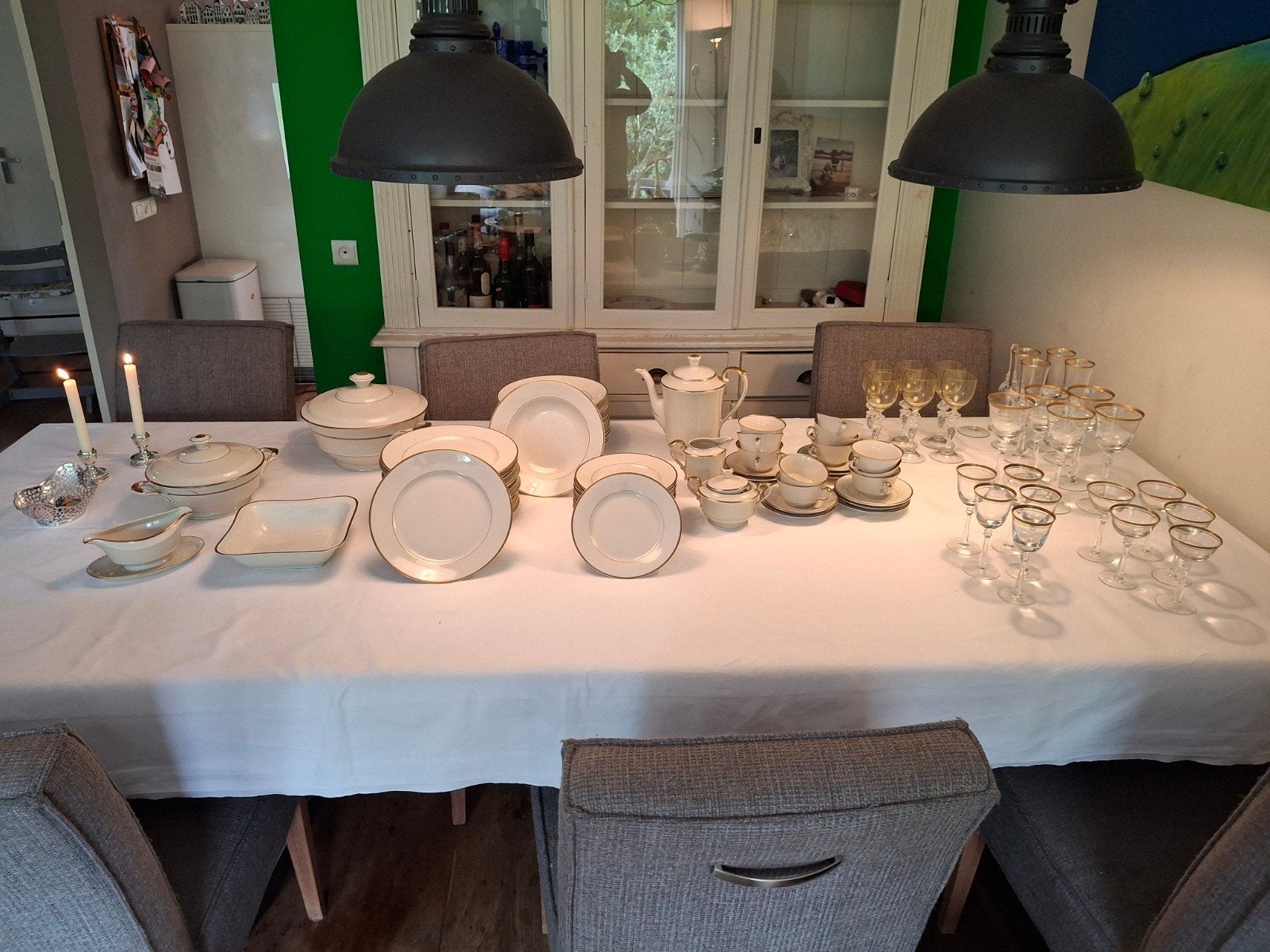 Rhenania Duisdorf-Bonn Servies met Gouden Rand en glazen, Huis en Inrichting, Ophalen, Zo goed als nieuw, Porselein, Klassiek