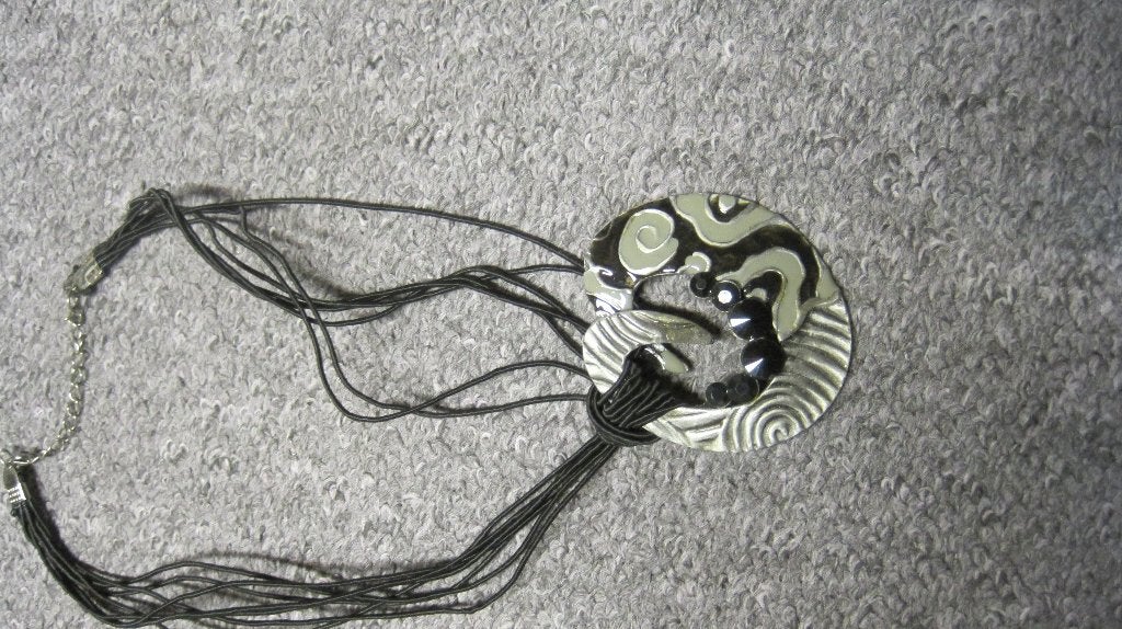 Dames halsketting met fantasie hanger, Ophalen of Verzenden, Nieuw, Zilver, Overige materialen