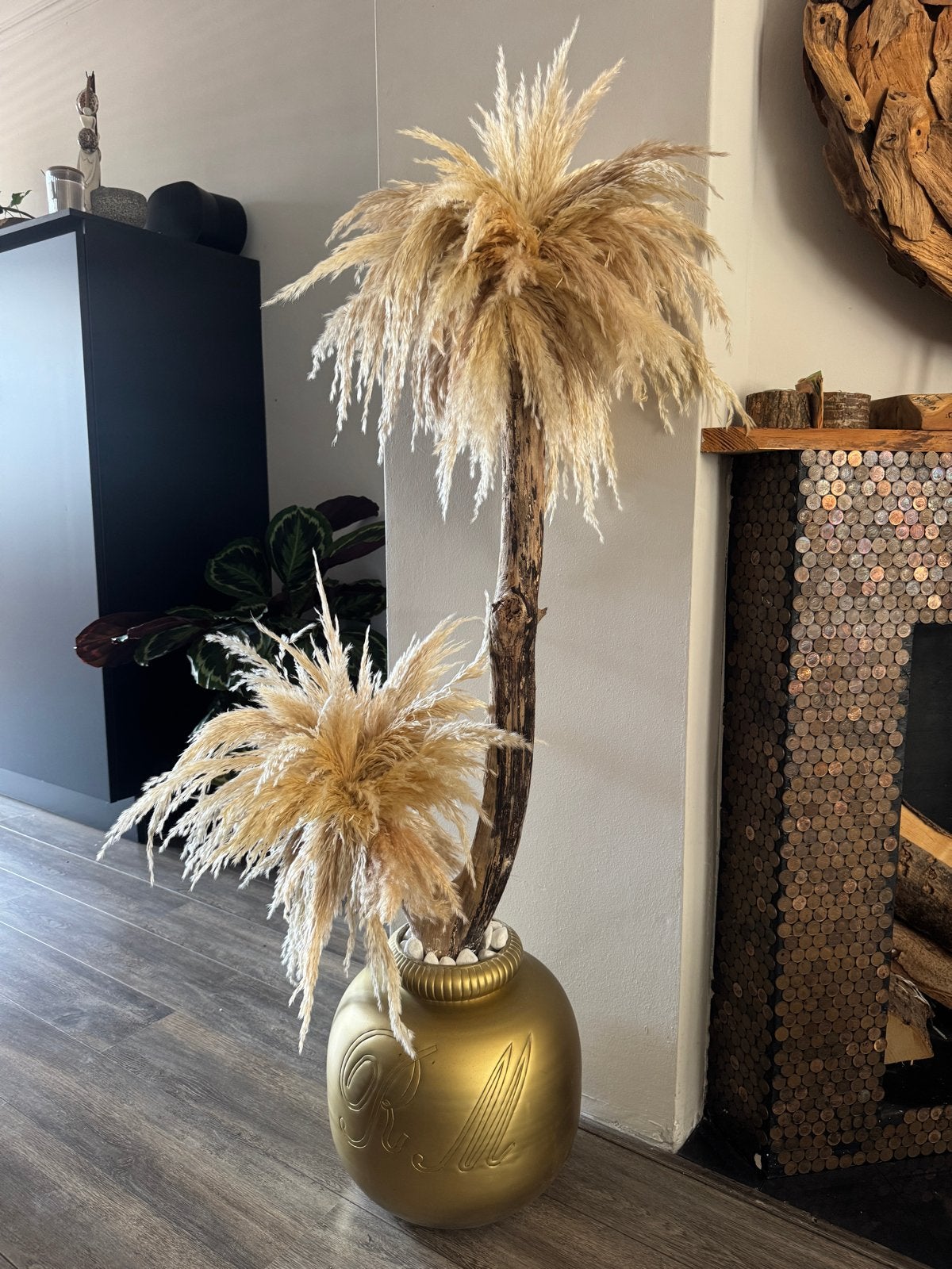 Pampasboom  in gouden pot  van Rivièra Maison RM 145 hoog, Ophalen, Binnen, Natuurlijk materiaal, Gebruikt