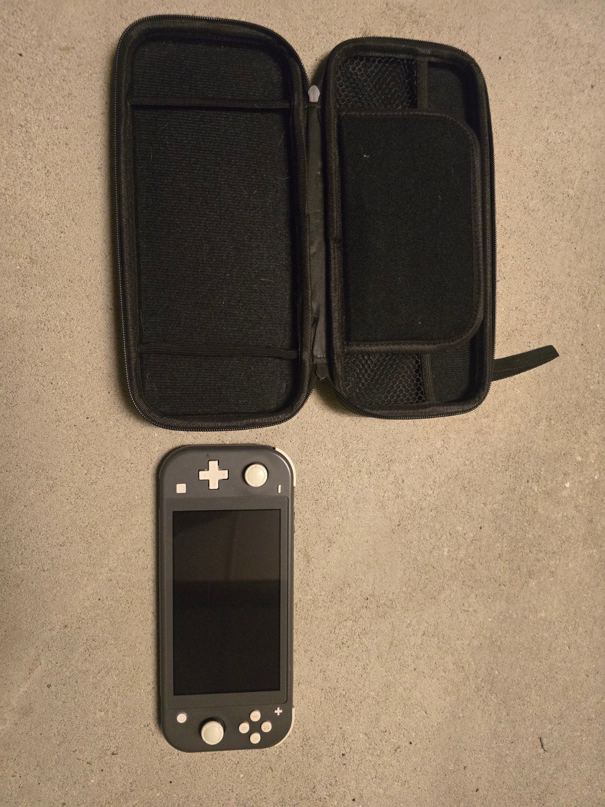Nintendo Switch Lite - Defecte knuppeltjes, Spelcomputers en Games, Ophalen of Verzenden