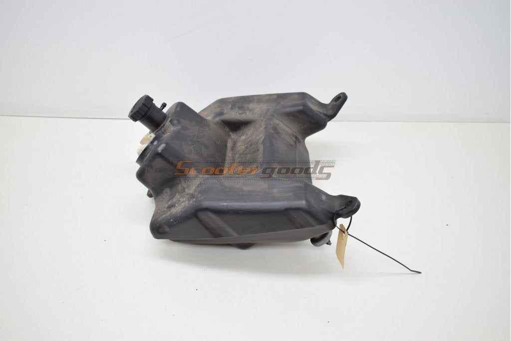 Benzinetank voor Aprilia Sportcity 4t | tank, Fietsen en Brommers, Brommeronderdelen | Scooters, Aprilia, Piaggio & C. SpA, Gebruikt