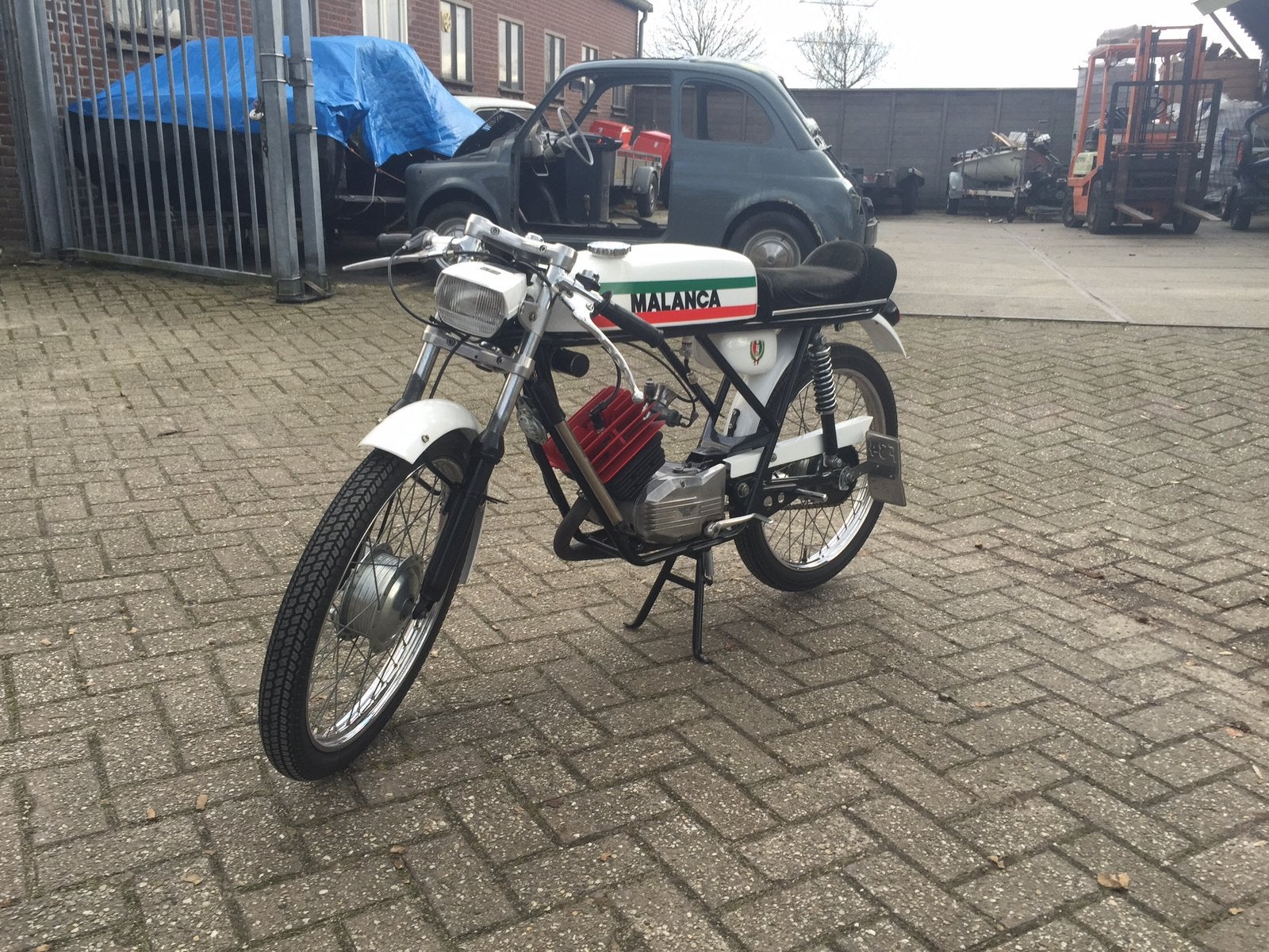 Malanca Testarossa 4-bak concoursstaat incl NL kenteken, Maximaal 45 km/u, 49 cc, 4 versnellingen, Ophalen