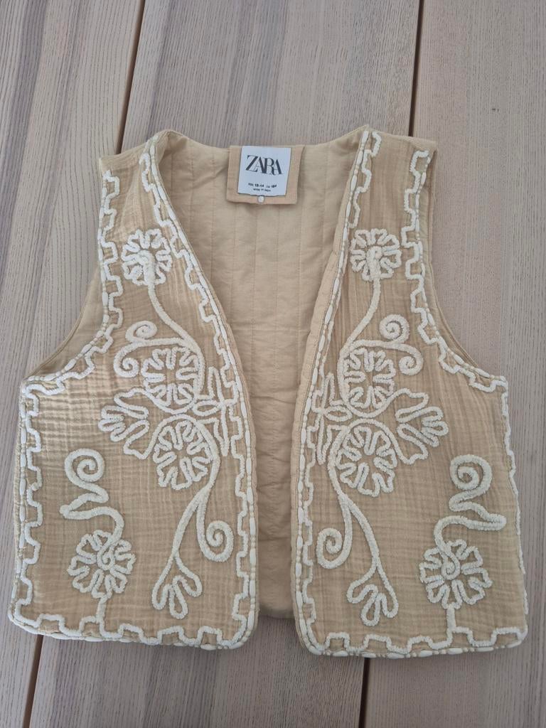 Beige/zankleurig giletje Zara 164, Ophalen of Verzenden, Zo goed als nieuw, Maat 34 (XS) of kleiner, Beige