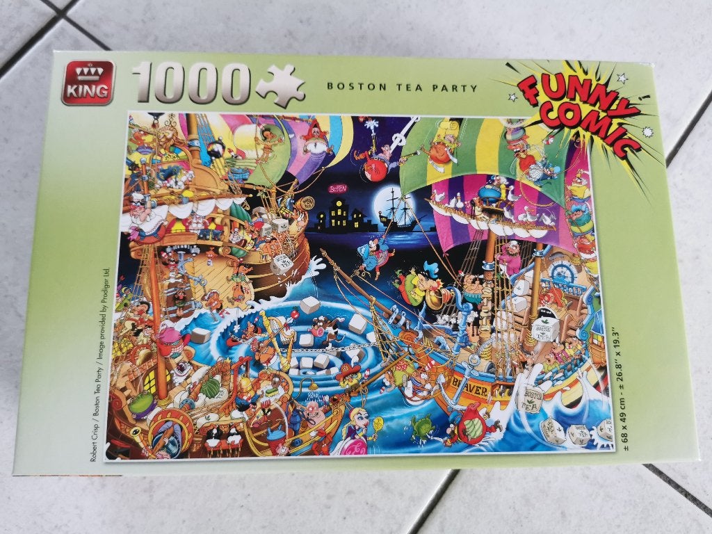 Funny Comic Boston Tea Party puzzel – King – 1000 stukjes, Ophalen of Verzenden, 500 t/m 1500 stukjes, Zo goed als nieuw