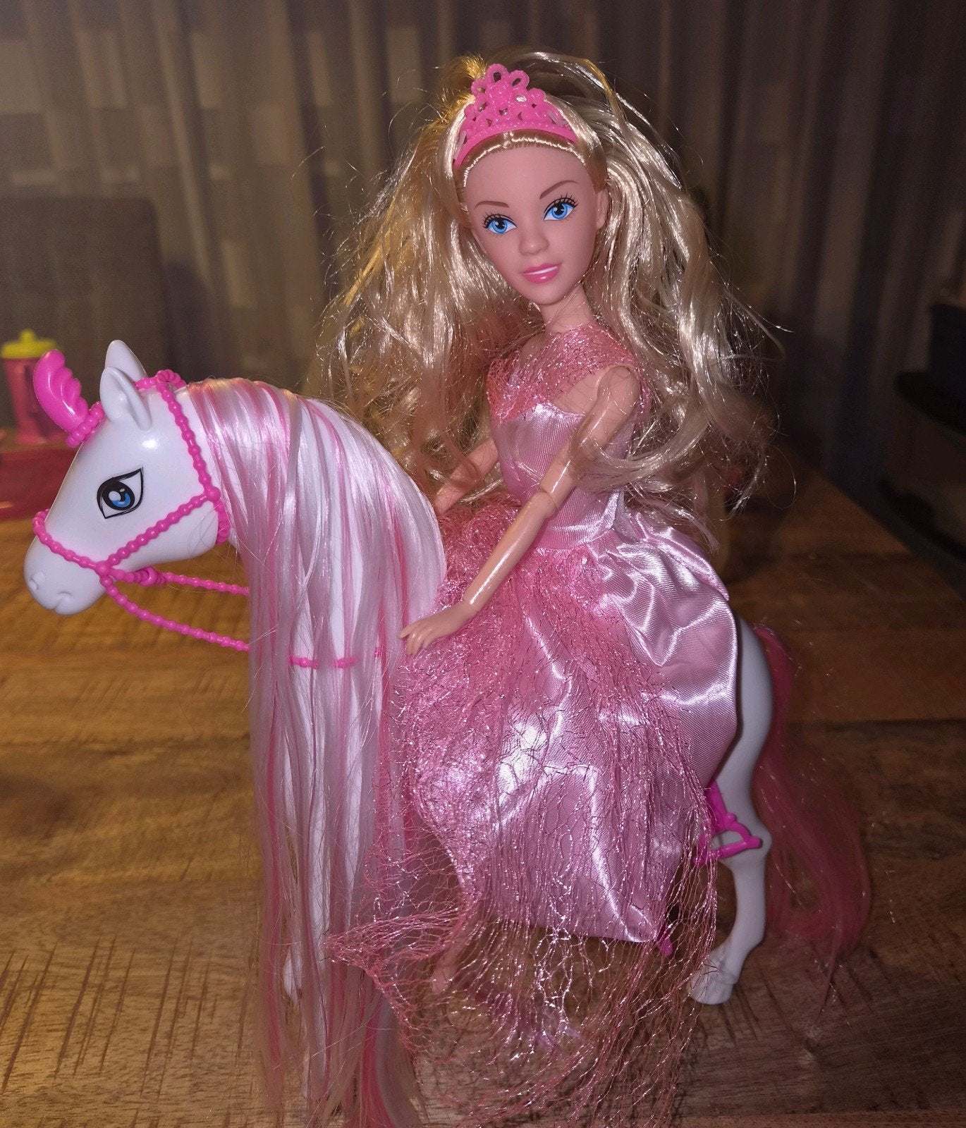 Prinsessenpop met eenhoorn - Roze droomset, Kinderen en Baby's, Ophalen, Zo goed als nieuw
