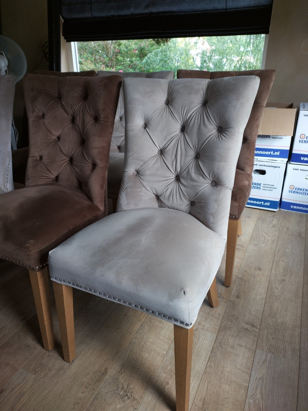 Set van 6 Dubbelman eetkamerstoelen - fluweel, taupe/bruin, Huis en Inrichting, Stoelen, Ophalen, Overige kleuren, Klassiek, Luxe, Modern