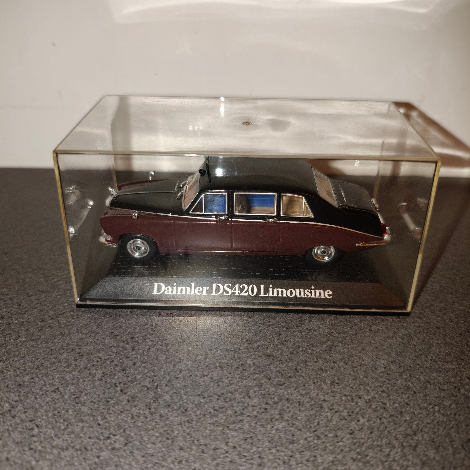 Daimler DS420 Limousine modelauto - Zo goed als nieuw, Ophalen of Verzenden, Zo goed als nieuw, Auto, Overige merken