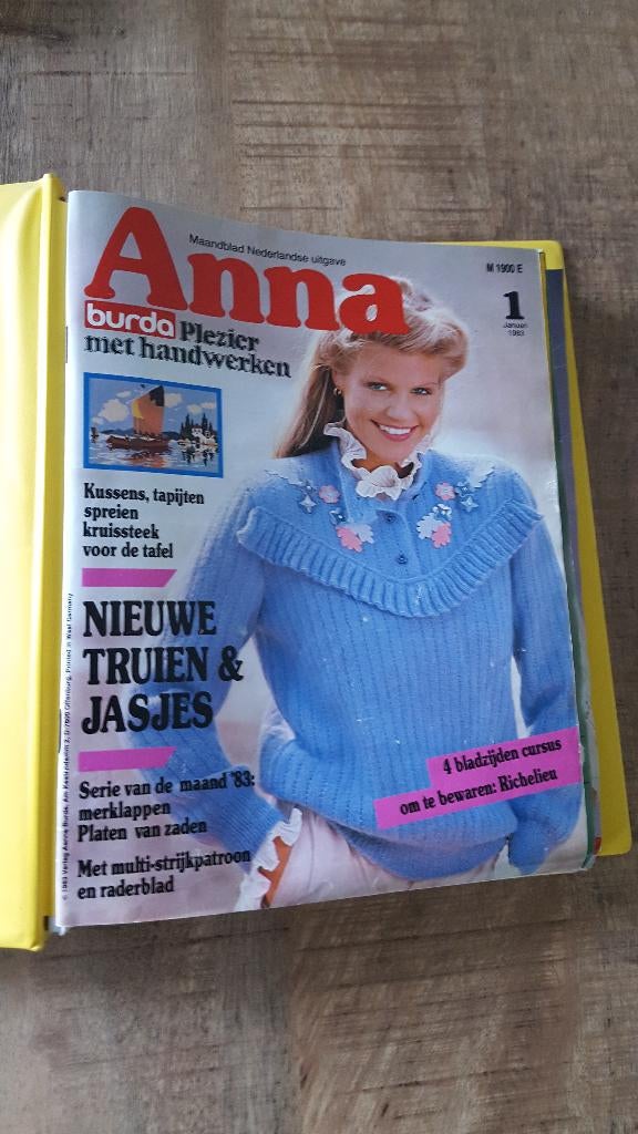 Anna Burda plezier met handwerken 1983 jan. t/m okt in band, Boeken, Breien en Haken, Burda, Ophalen of Verzenden, Zo goed als nieuw