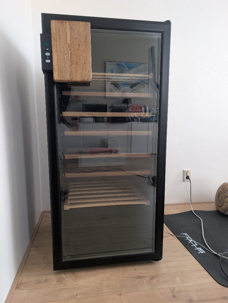 Wincave wijnkoelkast/wijnklimaatkast LCV 150 GR PV (defect), Ophalen, Flessenkoeler, Gebruikt, Zwart