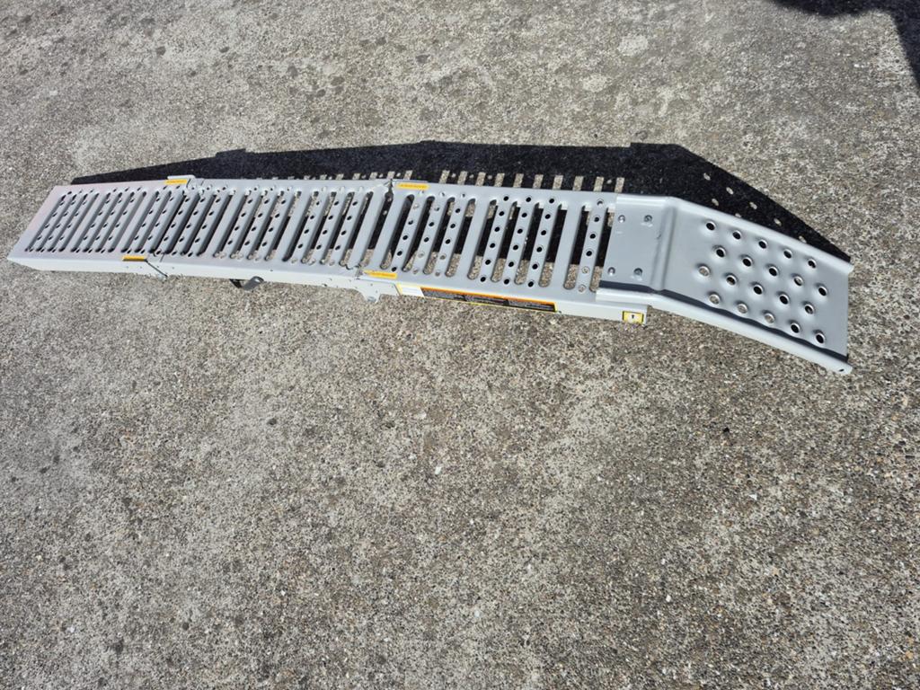 Opvouwbare stalen motor oprijplaat - 2 meter - Nieuwstaat, Ophalen