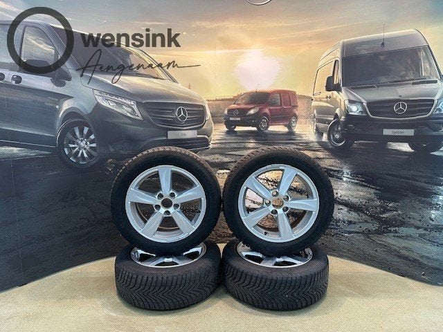 Winterset Volvo V40 16"Matres (#706)