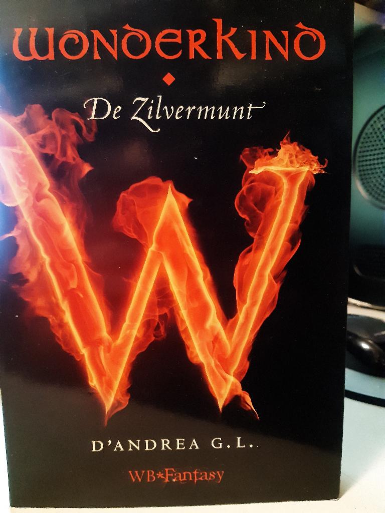 D`Andrea G.L.-Wonderkind-de zilvermunt (Z202-133), Ophalen of Verzenden, Zo goed als nieuw