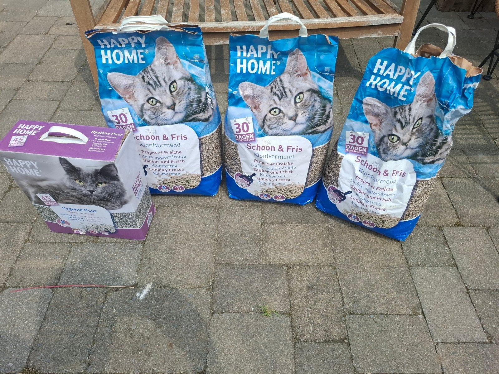 Kattenbakvulling bijna 70 liter, Ophalen, Zo goed als nieuw