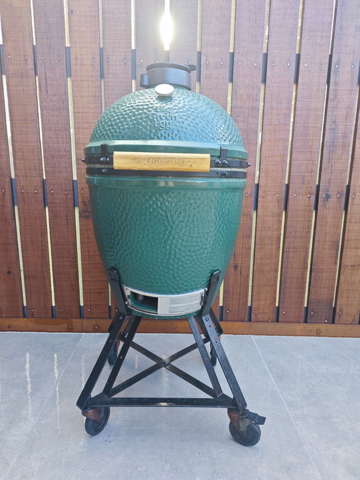 Big green egg large, Ophalen