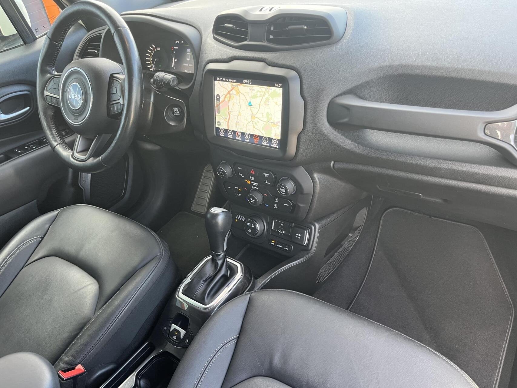 Jeep Renegade 4xe 240 Plug-in Hybrid LEDER+LED+KEYLESS+ACC, Automaat, Gebruikt, Wit, Bedrijf