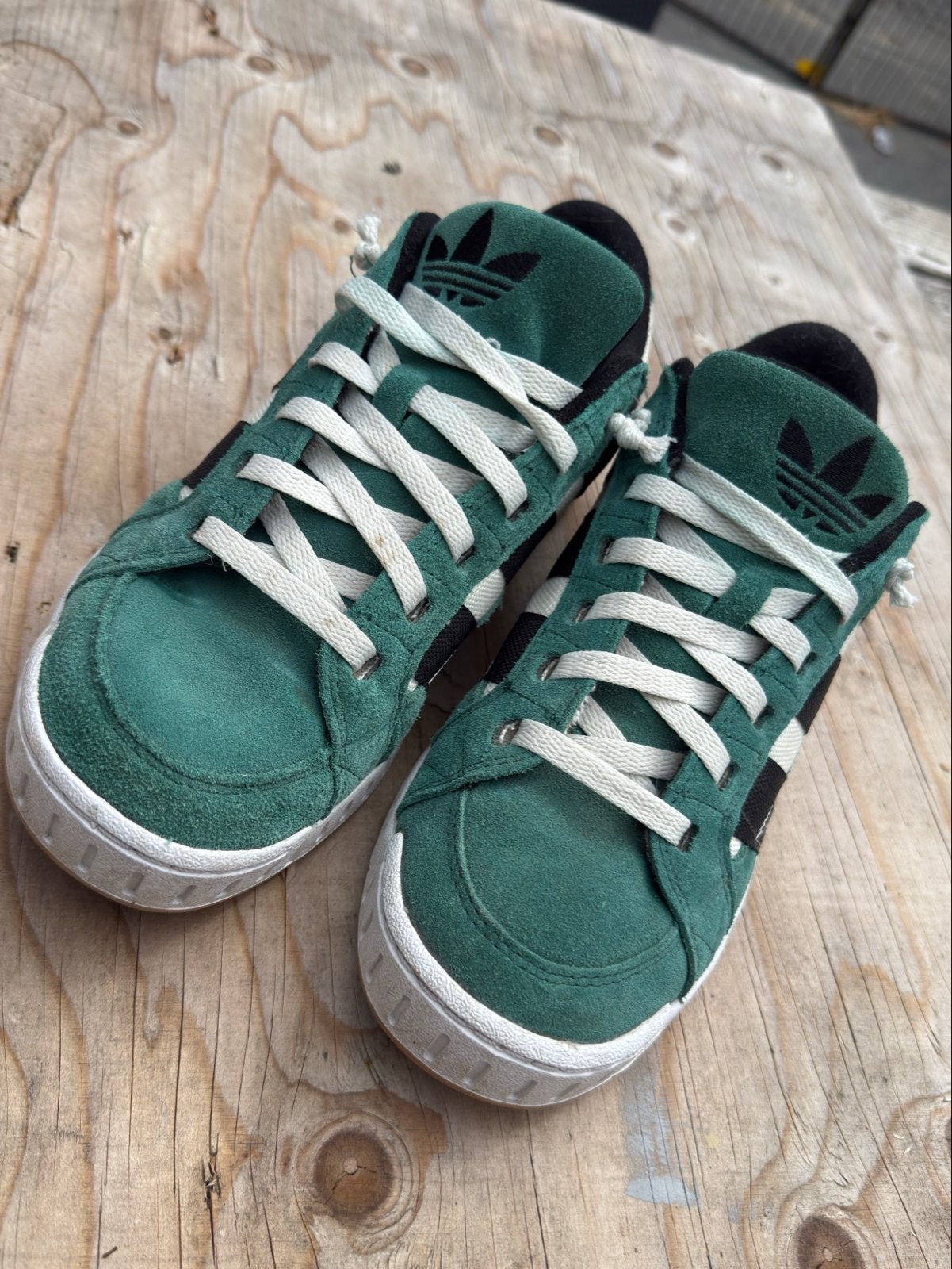 Adidas LWST Schoenen - Retro Jaren '90 Stijl, Ophalen of Verzenden, Zo goed als nieuw, Zwart, Sneakers of Gympen