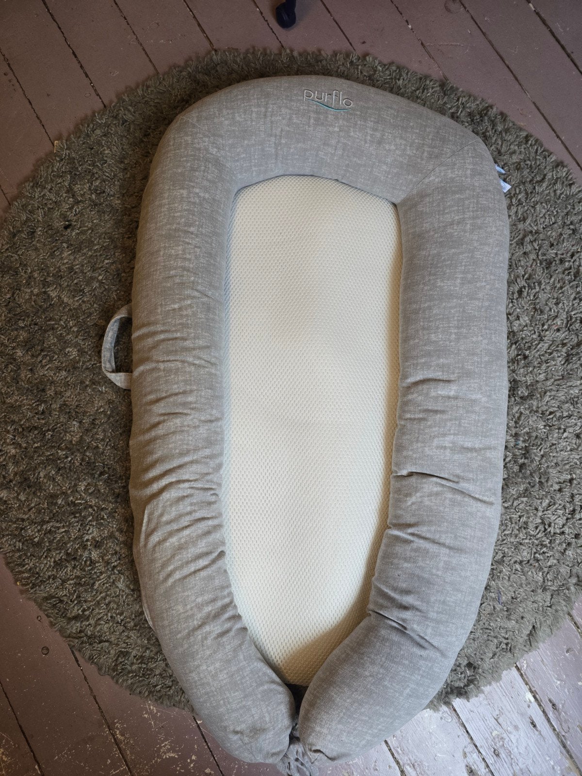 Purflo Baby Nest - Grijs, Zo goed als nieuw, Ophalen, Zo goed als nieuw, Overige typen