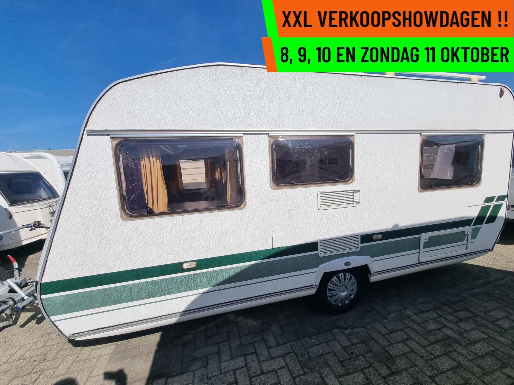 Chateau  caratt 450 VOORTENT + LUIFEL + FRANSBED + DINETTE, Chateau, Bedrijf, 750 - 1000 kg, 6 tot 7 meter