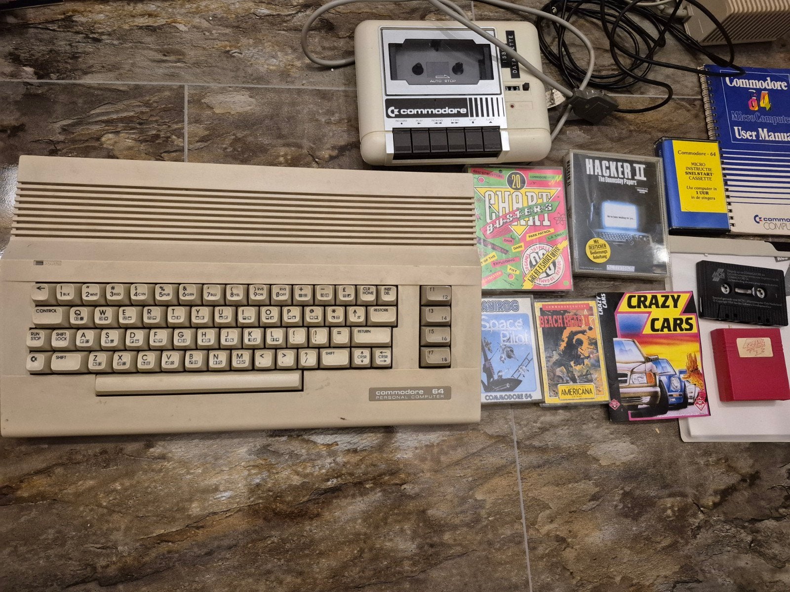 Commodore 64 C64 Compleet met Cassetterecorder & Spellen, Spelcomputers en Games, Spelcomputers | Overige, Ophalen of Verzenden