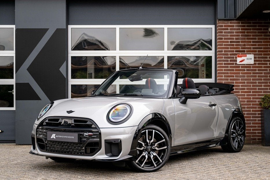 MINI Cooper S Cabrio JCW | John Cooper Works | Harman/Kardon, 1998 cc, Gebruikt, 4 cilinders, Cabriolet