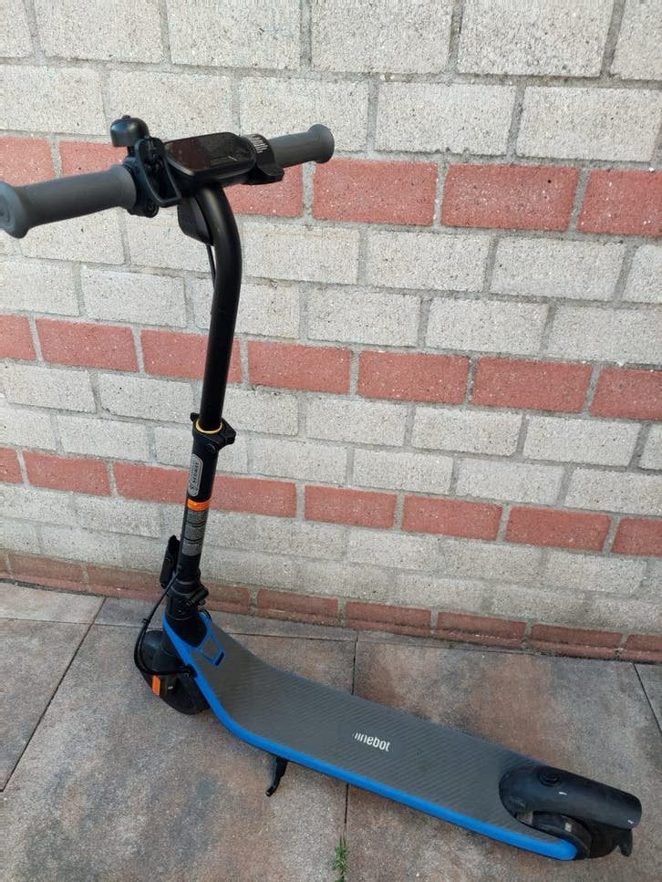 NINEBOT KickScooter C2 Pro E, Fietsen en Brommers, Steps, Ophalen of Verzenden, Elektrische step (E-scooter)