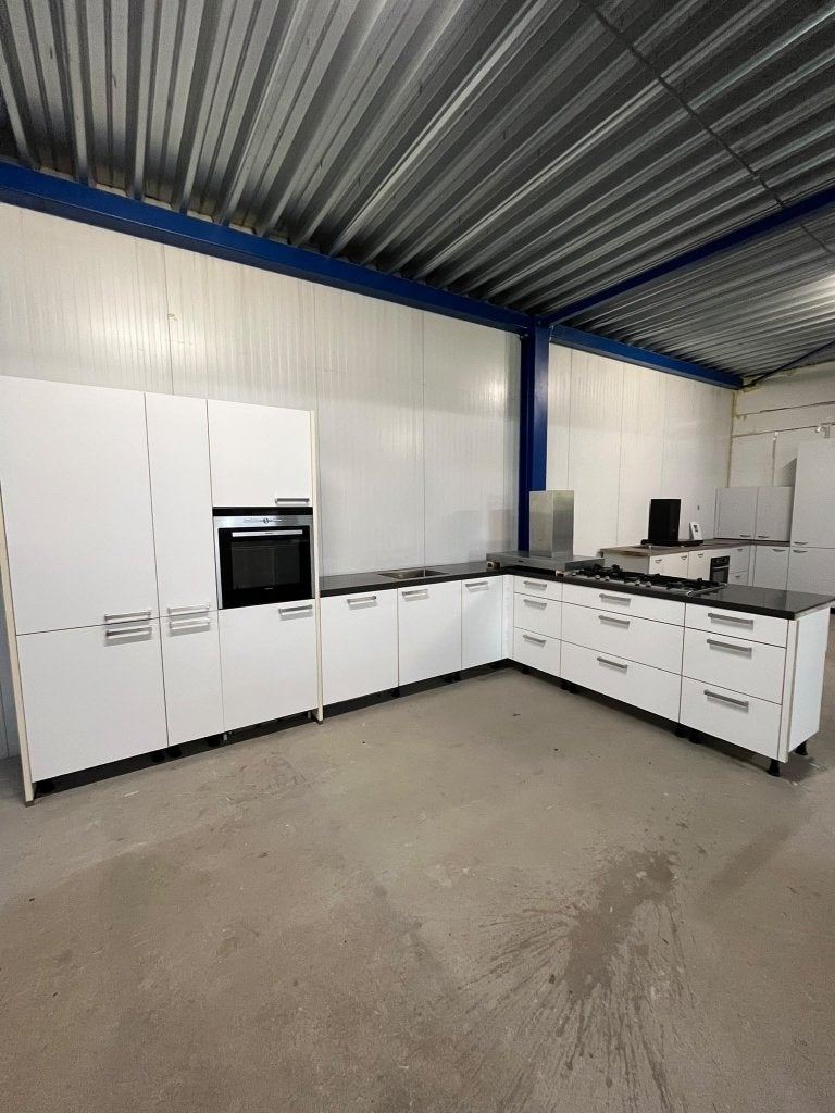 Keuken Compleet met APP 120Keukens op voorraad Nr. 3010