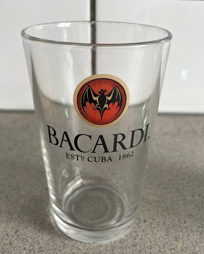 Bacardi glas, Verzamelen, Ophalen of Verzenden, Zo goed als nieuw, Gebruiksvoorwerp