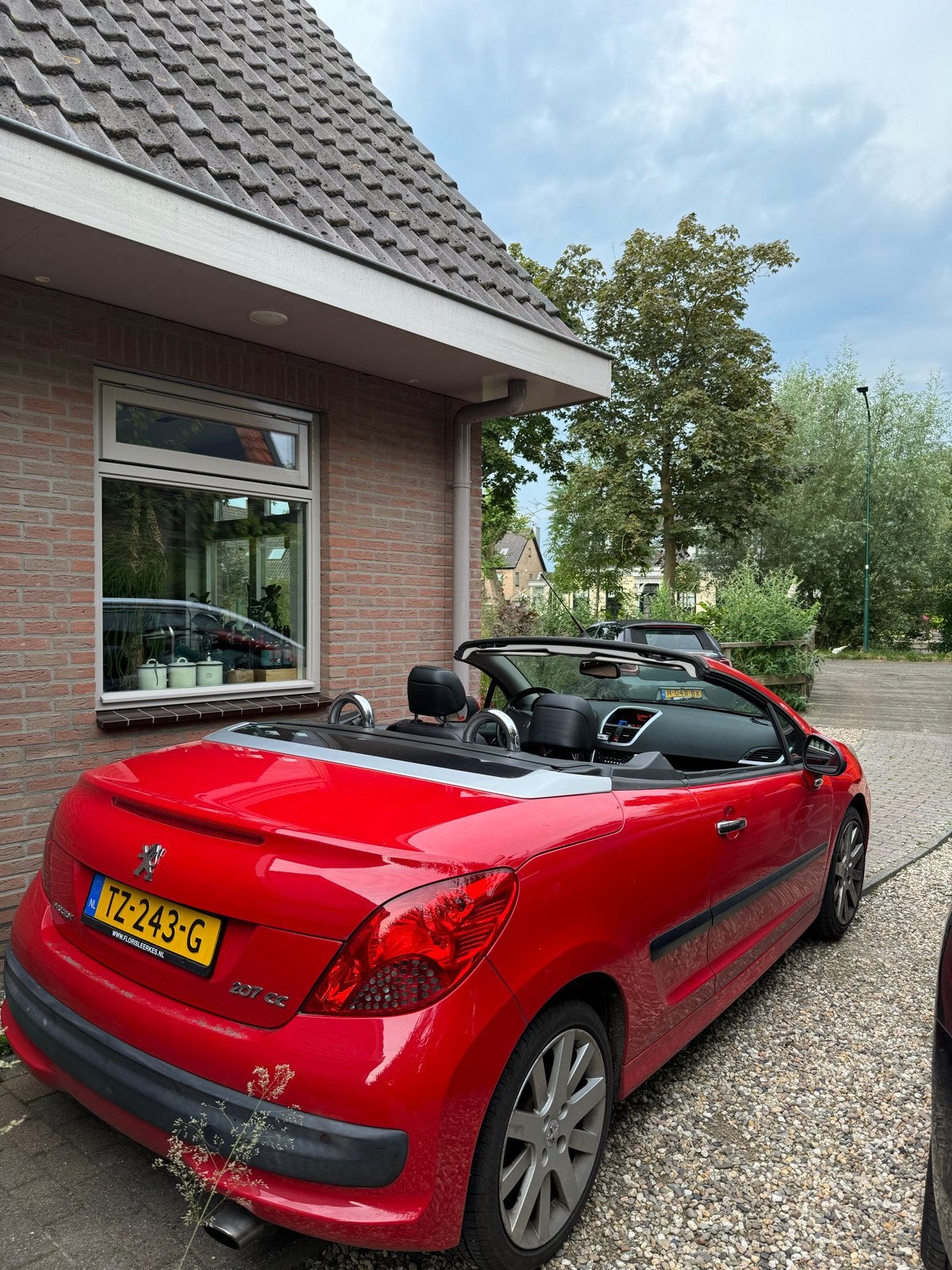 Peugeot 207 CC 1.6 Turbo – 2007, Auto's, Cabriolet, 4 stoelen, 14 km/l, 75 €/maand